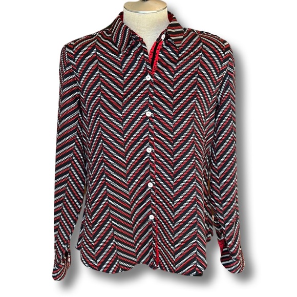 Foxcroft NYC sleeve button down chevron pattern in black